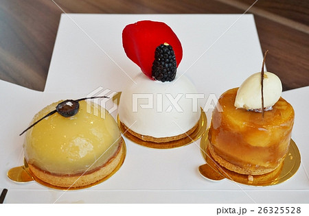 ケーキ、パリのお菓子、スイーツ、おやつ 26325528