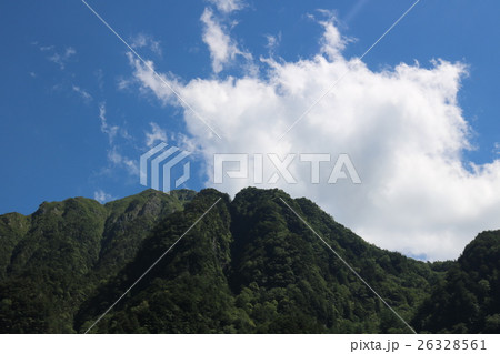 山の風景 26328561