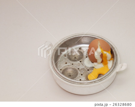 brown shell boiled broken egg with steam cooked brown shell boiled broken egg with steam cooked 26328680