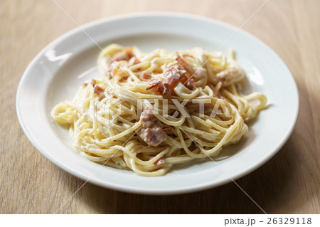 fresh homemade spaghetti carbonara with smoked 26329118