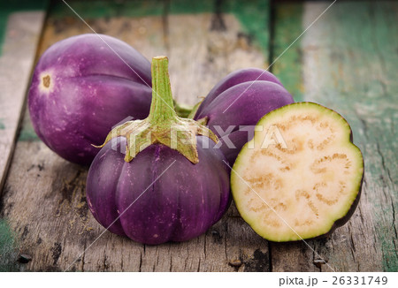 eggplant on old wooden 26331749