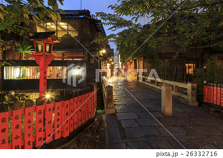 京都 祇園 巽橋の写真素材