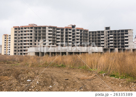 Abandoned construction of multi-storey residential Abandoned construction of multi-storey residential 26335389