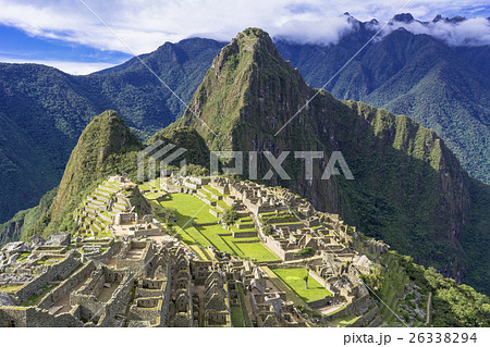 マチュピチュ遺跡とワイナピチュ山 マチュピチュ遺跡とワイナピチュ山 26338294