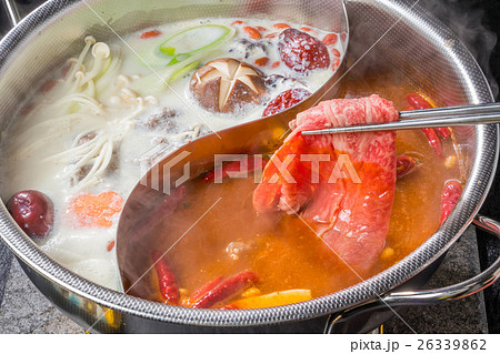 中華火鍋と専用鍋 Chinese hotpot and exclusive pan 中華火鍋と専用鍋 Chinese hotpot and exclusive pan 26339862
