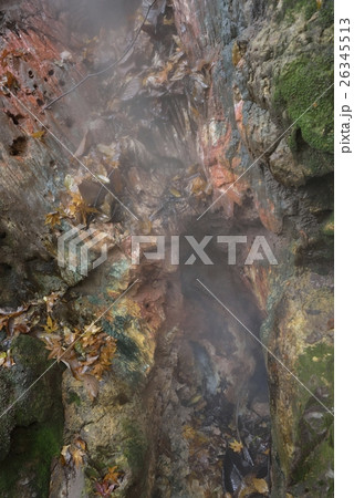 地獄谷遊歩道の雷の湯 鬼首 宮城県 の写真素材