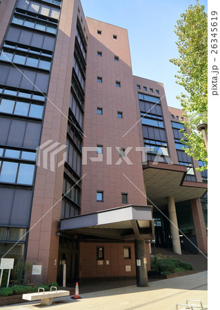 横浜市中央図書館 26345619