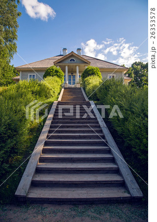 wooden staircase with a lift at the sides grow 26353578