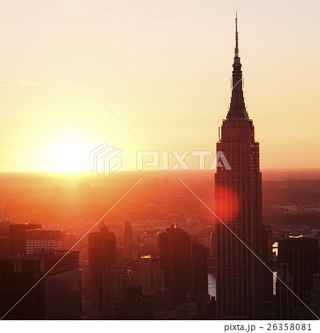 USA, New York State, New York City, Empire State Building at sunrise 26358081
