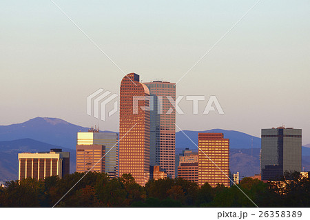 USA, Colorado, Denver, Skyline in background at dawn 26358389