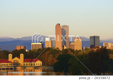 USA, Colorado, Denver, City Park with buildings in background at dawn USA, Colorado, Denver, City Park with buildings in background at dawn 26358672