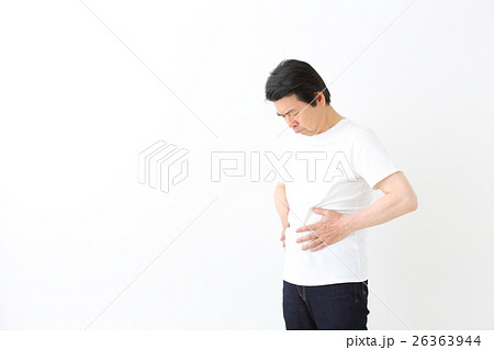 ミドル　中年太り　男性 26363944