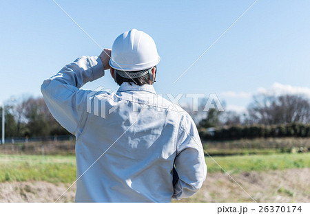 作業着の男性 26370174