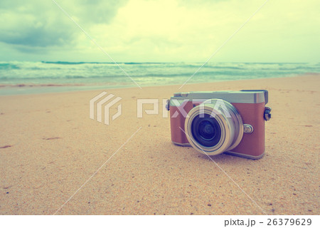 Rero camera on the beach Rero camera on the beach 26379629