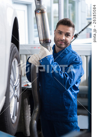 Positive mechanic holdign muffler Positive mechanic holdign muffler 26385084
