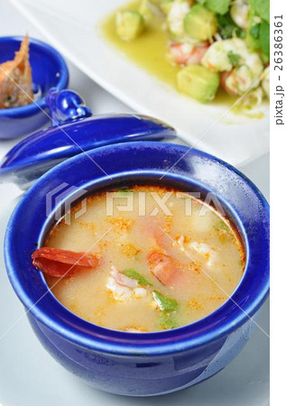 Tom Yum Goong     26386361