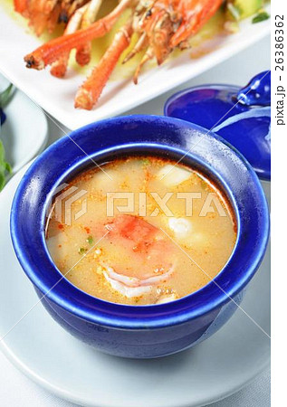 Tom Yum Goong     26386362