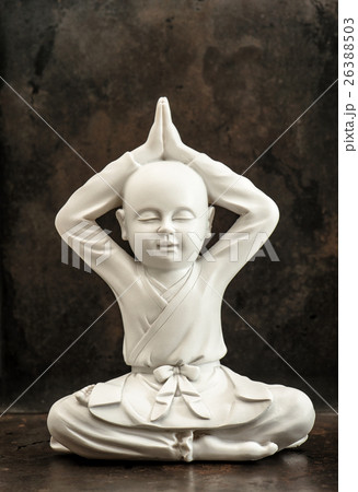 White buddha sculpture. Meditation and relaxing 26388503