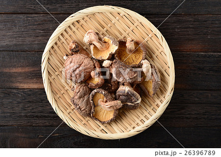 干し椎茸　冬茹 26396789