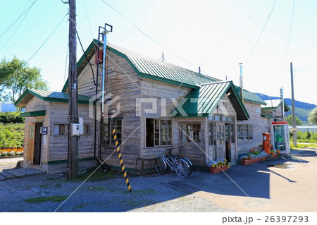 根室本線の幾寅駅（幌舞駅） 26397293