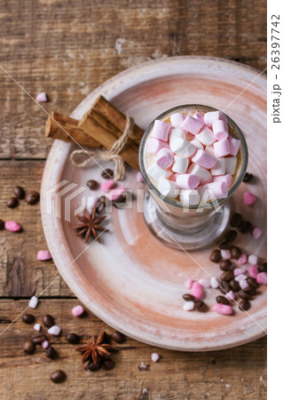 Cafe latte with marshmallow 26397742