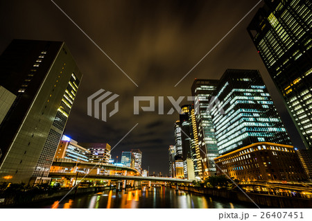 大阪中之島の夜景 田蓑橋より東方面を見る の写真素材