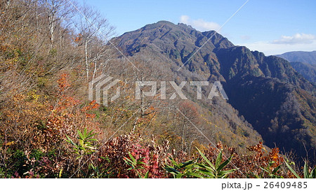 紅葉の八海山 紅葉の八海山 26409485