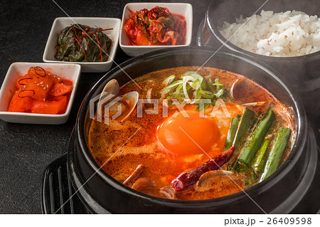 スンドゥブチゲ 韓国の豆腐料理 Gourmet of Sundubu Korea スンドゥブチゲ 韓国の豆腐料理 Gourmet of Sundubu Korea 26409598