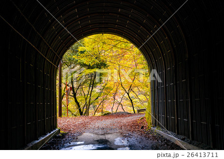 トンネルを抜けたら 26413711