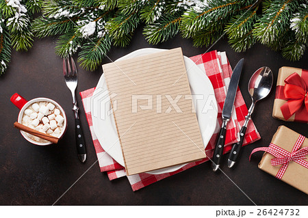 Christmas dinner plate, silverware, fir tree 26424732