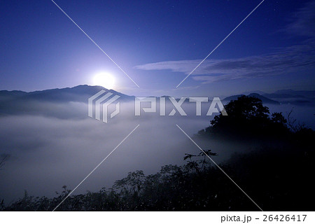 高千穂の雲海 26426417