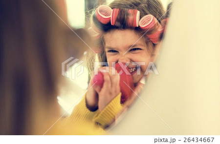 Girl Lifestyle Salon Hairstyle Trendy Concept Girl Lifestyle Salon Hairstyle Trendy Concept 26434667