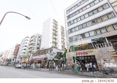 大久保通りのコリアンタウン 26442830