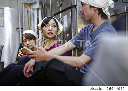 居酒屋　アルバイト　仕事終わり 26444022