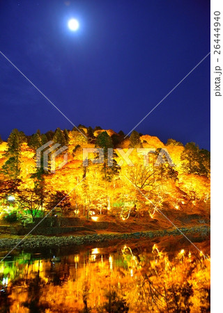 愛知県豊田市足助町の香嵐渓 26444940