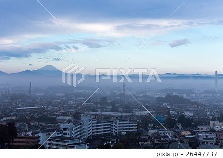 夜明けの富士山 26447737