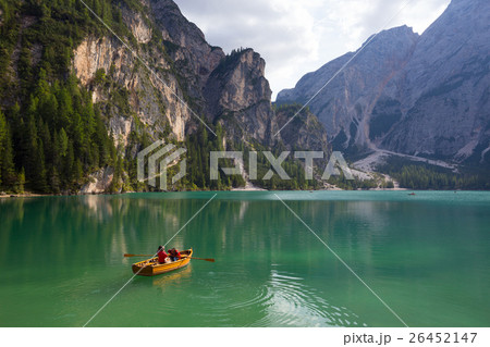 lago di Braies 26452147