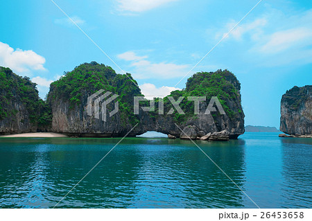 Scenic landscape, rock island, Halong Bay, Vietnam 26453658