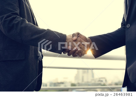 Business Discussion Talking Deal Concept 26463981
