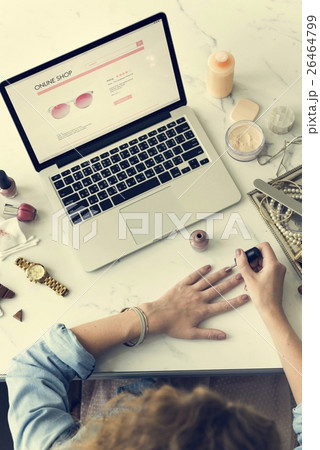 Shopping Online Technology Commercial Buying Concept Shopping Online Technology Commercial Buying Concept 26464799