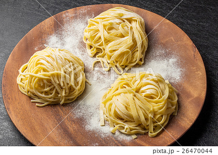 イタリア食材　生パスタ　 Raw pasta and Italian ingredients 26470044