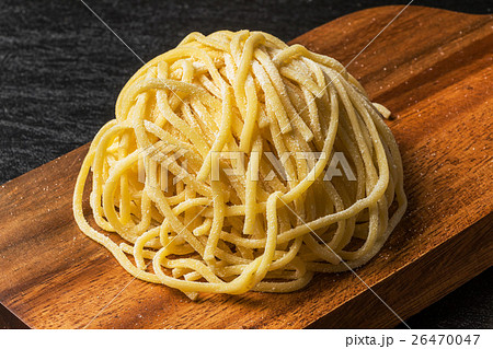 イタリア食材　生パスタ　 Raw pasta and Italian ingredients 26470047