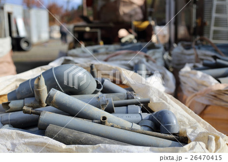 リサイクルの原料 塩ビ管 イメージ リサイクルの原料 塩ビ管 イメージ 26470415