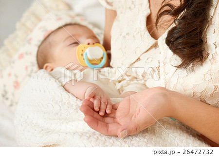 mother with baby portrait, happy maternity concept mother with baby portrait, happy maternity concept 26472732