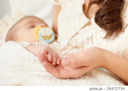 mother with baby portrait, happy maternity concept mother with baby portrait, happy maternity concept 26472734