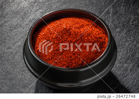 赤トウガラシの粉 Powder of the hot spice red pepper 赤トウガラシの粉 Powder of the hot spice red pepper 26472748