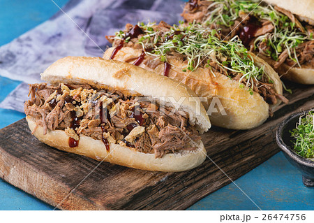 Pulled pork sandwiches Pulled pork sandwiches 26474756