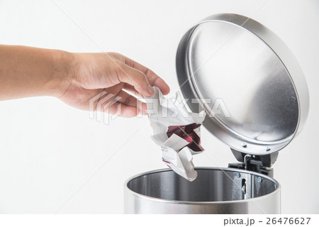 trashcan trashcan 26476627