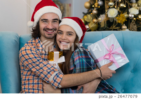 Christmas Holiday Happy Couple Wear New Year Santa Christmas Holiday Happy Couple Wear New Year Santa 26477079