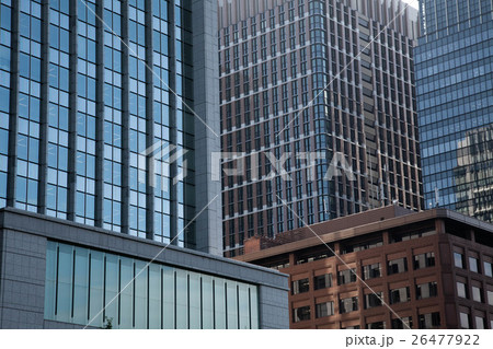 ビジネスと金融街の高層ビル 26477922